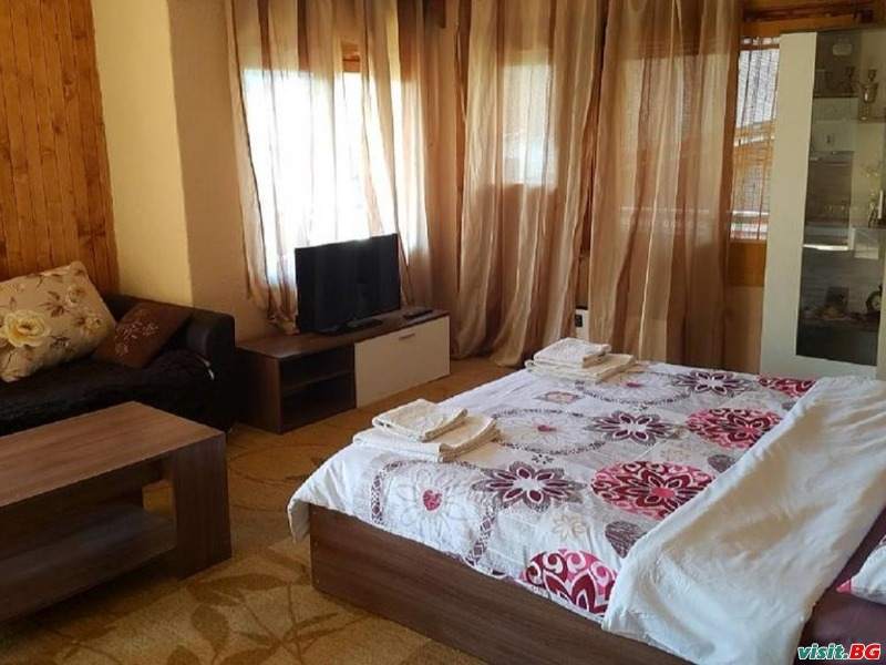 Планински рай, Копривщица 10