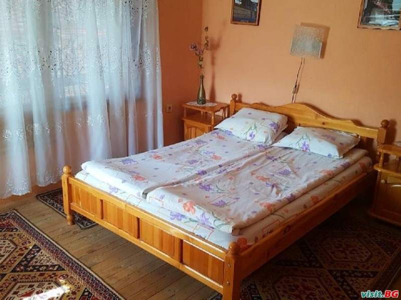 Планински рай, Копривщица 13