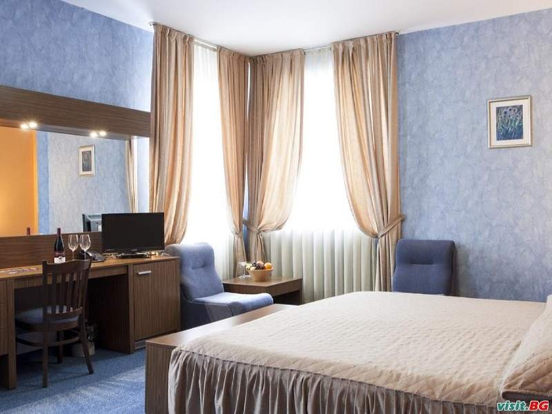 Хотел Дитер, София 4