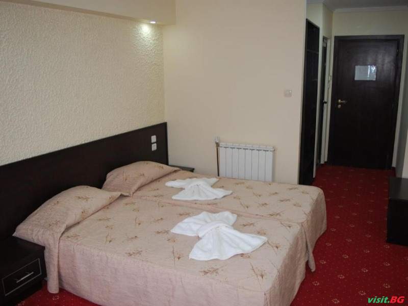 Хотел Хилез, Трявна 5