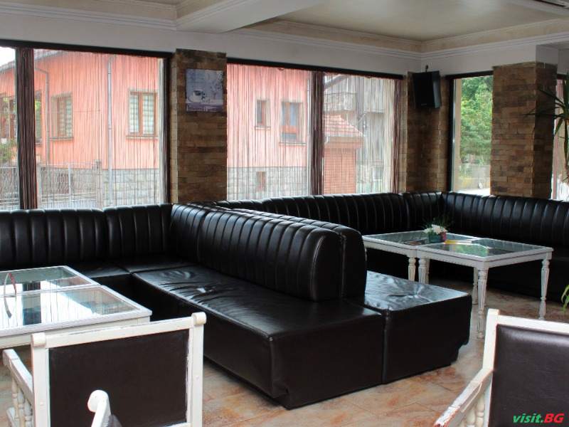 Хотел Хилез, Трявна 10