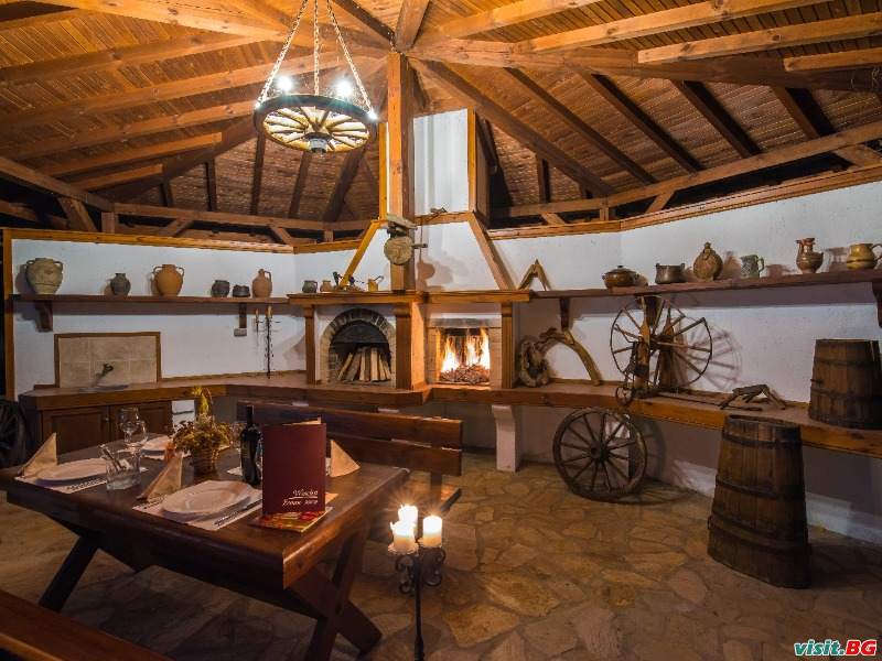 Евелина Палас, Банско 7