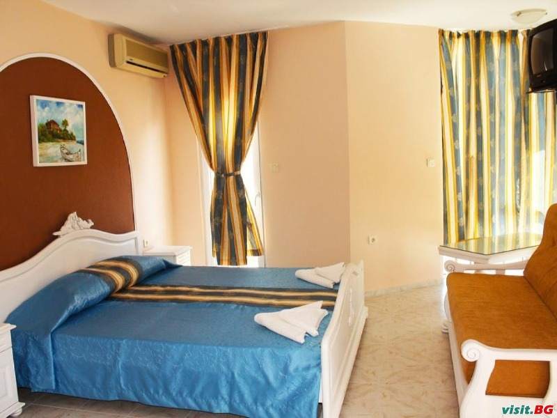 Хотел Манц 1, Поморие 4