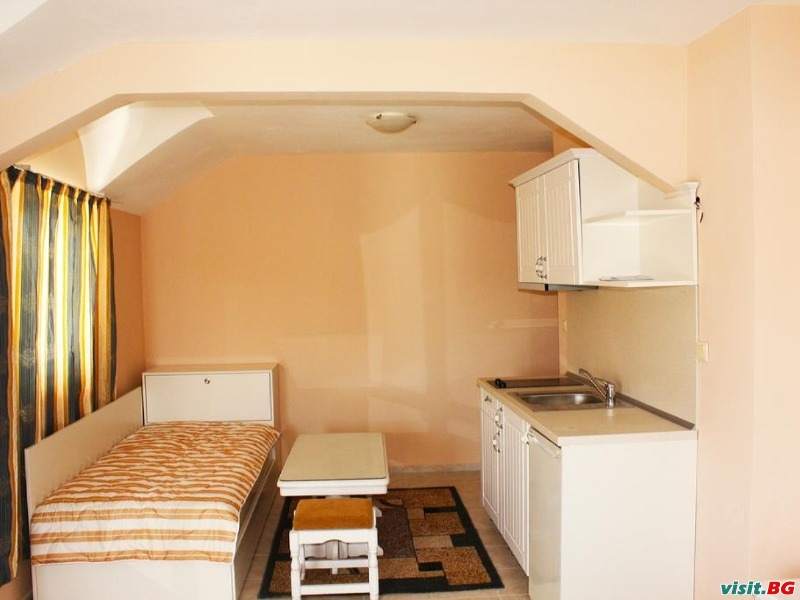 Хотел Манц 1, Поморие 6