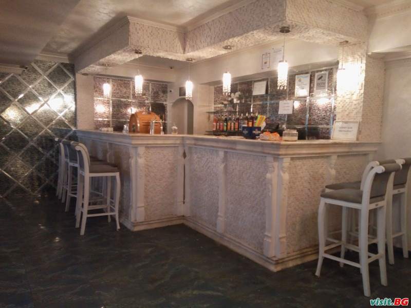 Комплекс Чайка Бийч, Слънчев бряг 12