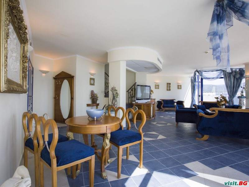 Комплекс Чайка Бийч, Слънчев бряг 27