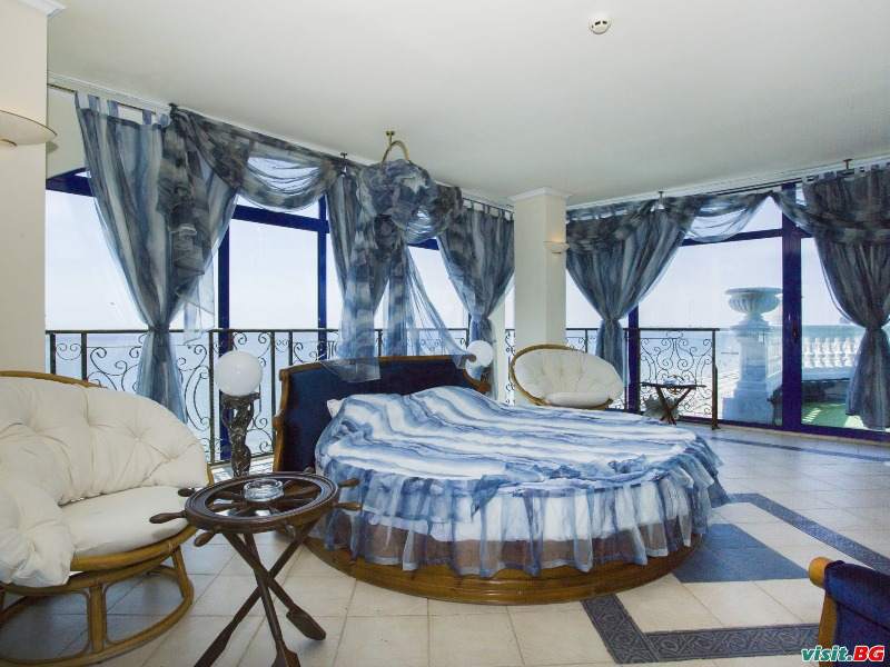 Комплекс Чайка Бийч, Слънчев бряг 17