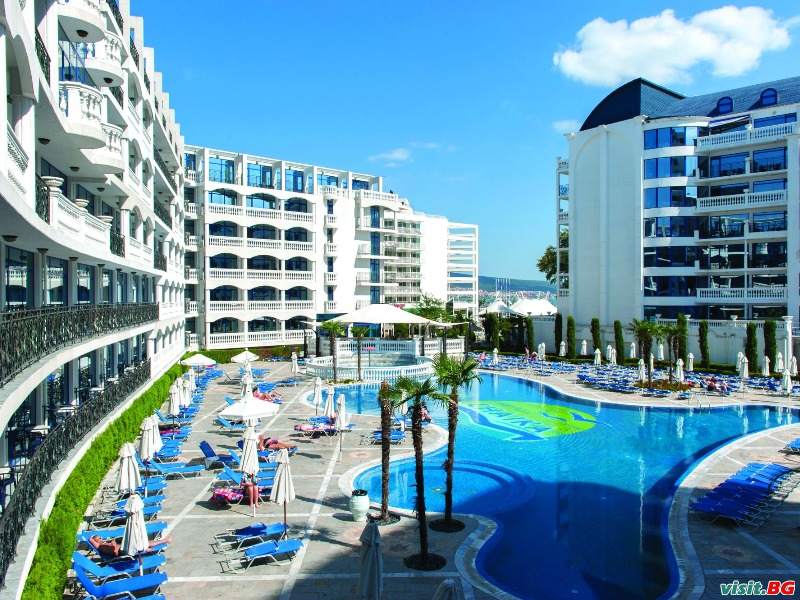 Комплекс Чайка Бийч, Слънчев бряг 4