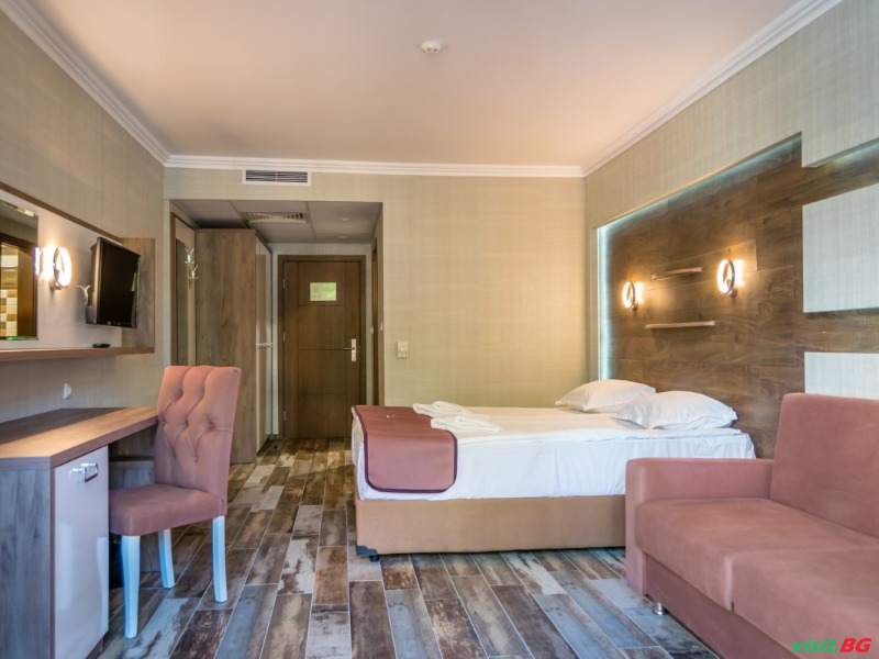 Хотел Байкал, Слънчев бряг 11