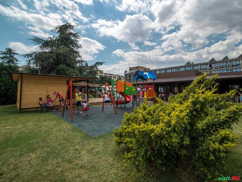 Хотел Байкал, Слънчев бряг 8