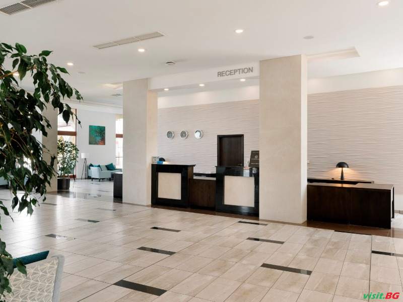 Алуа Хелиос Бей, Обзор 7