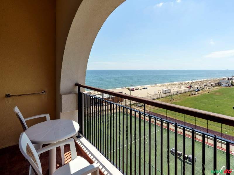 Алуа Хелиос Бей, Обзор 20