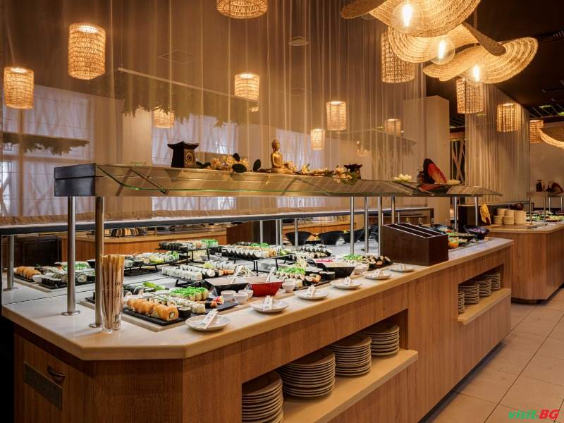 Алуа Хелиос Бей, Обзор 14