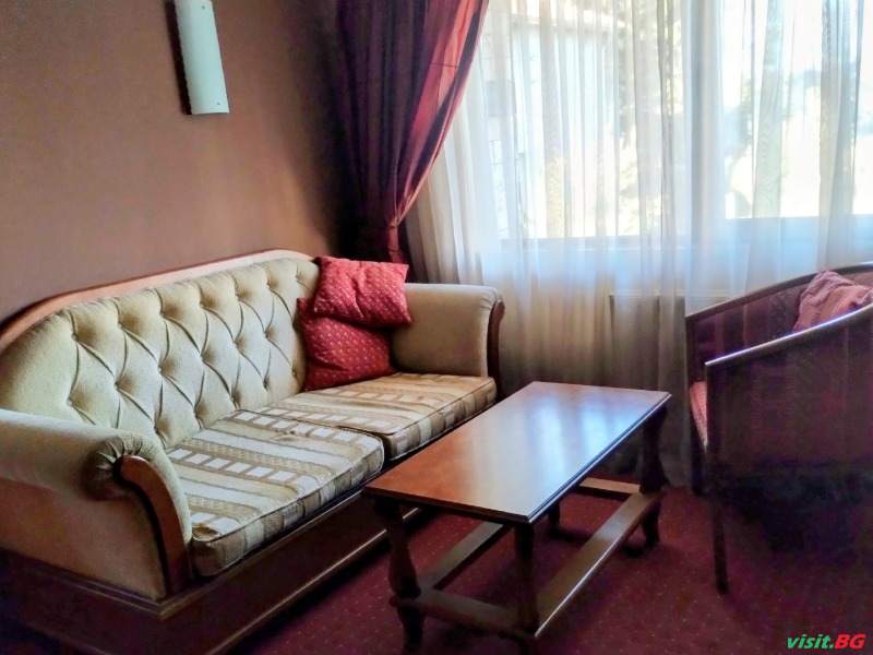 Семеен хотел София, Банско 7