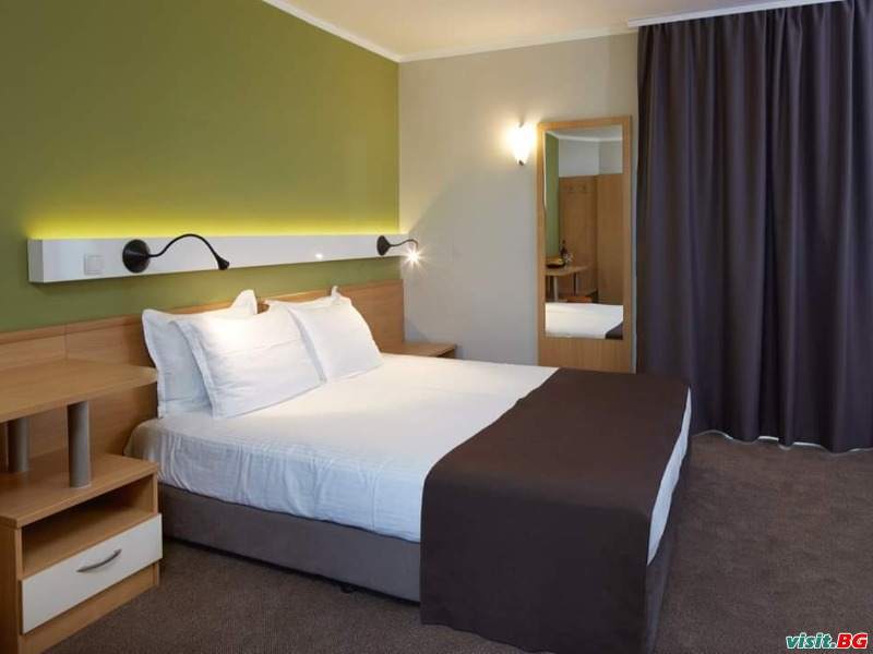 Хотел Актиния, Слънчев бряг 17