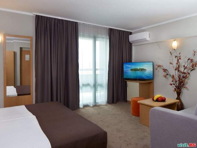 Хотел Актиния, Слънчев бряг 19