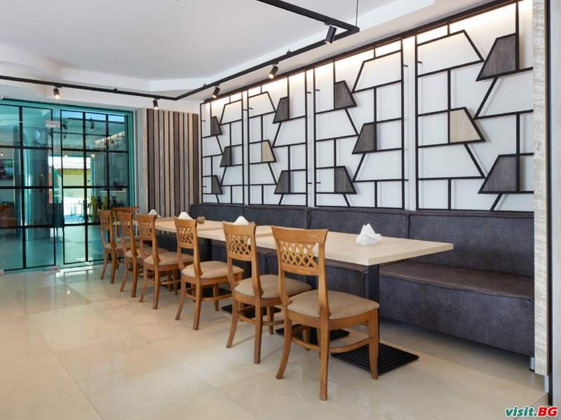 Хотел Актиния, Слънчев бряг 5