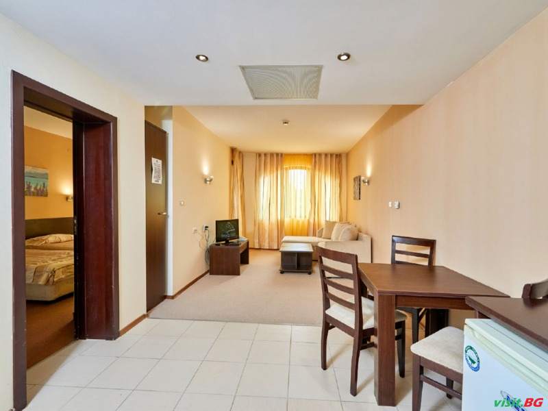 Хотел Казабланка, Обзор 22