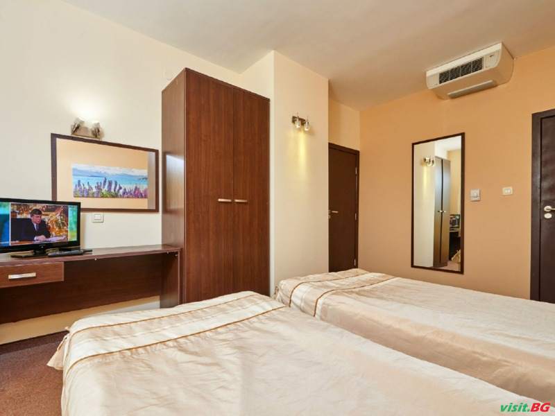 Хотел Казабланка, Обзор 20