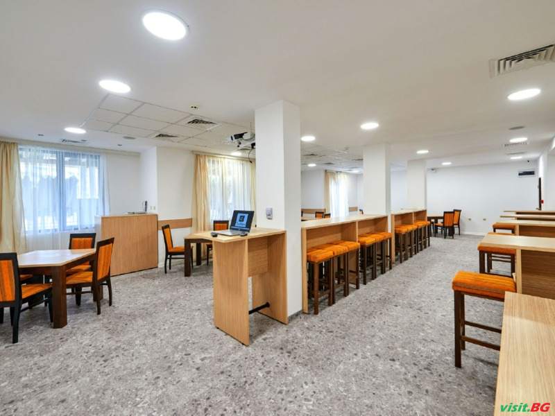 Хотел Казабланка, Обзор 11