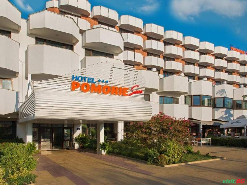 	Първа линия, реновиран хотел, All Inclusive до 02.07 в Поморие Сън, Слънчев бряг
