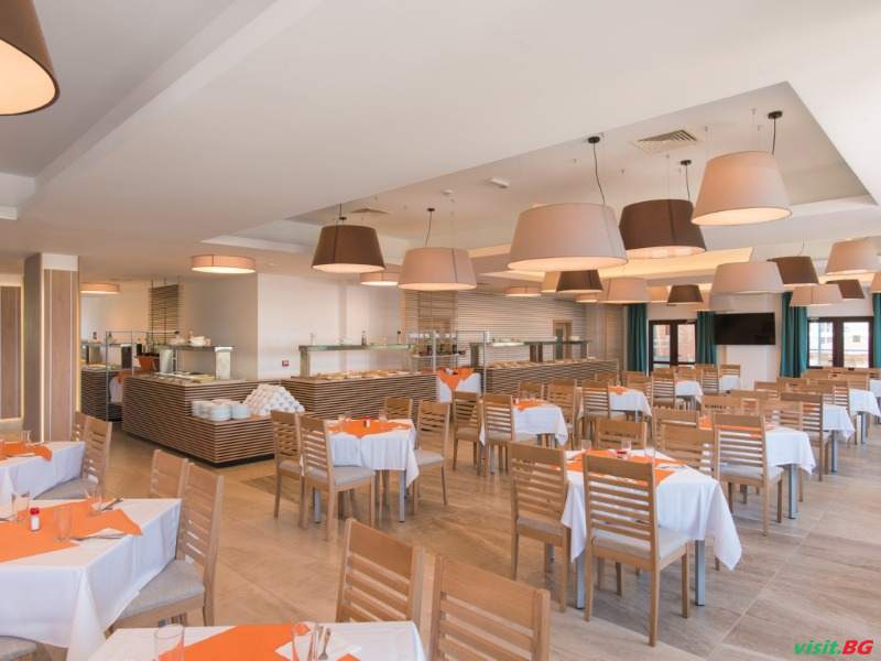 Поморие Сън, Слънчев бряг 17