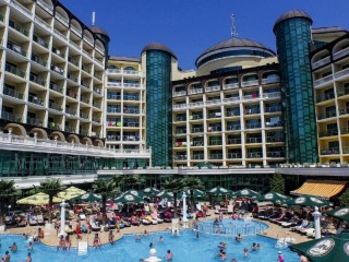 Хотел Планета