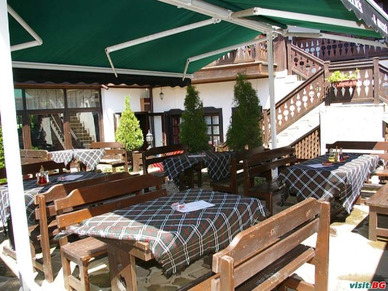 Семеен хотел Чифлик, Казанлък