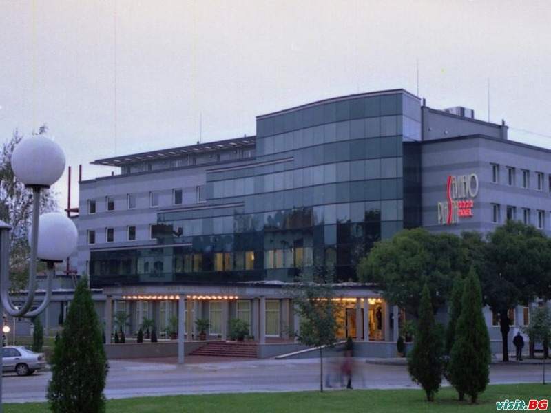 Севлиево Плаза, Севлиево