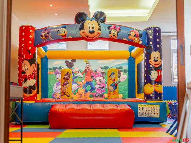 Форум Спорт Палас, Дряново 32