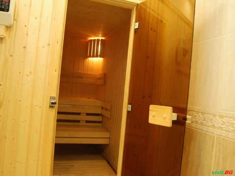 Хотел Кипарисите, Слънчев бряг 12