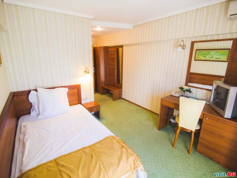 Комплекс Борова гора, Пирдоп 21