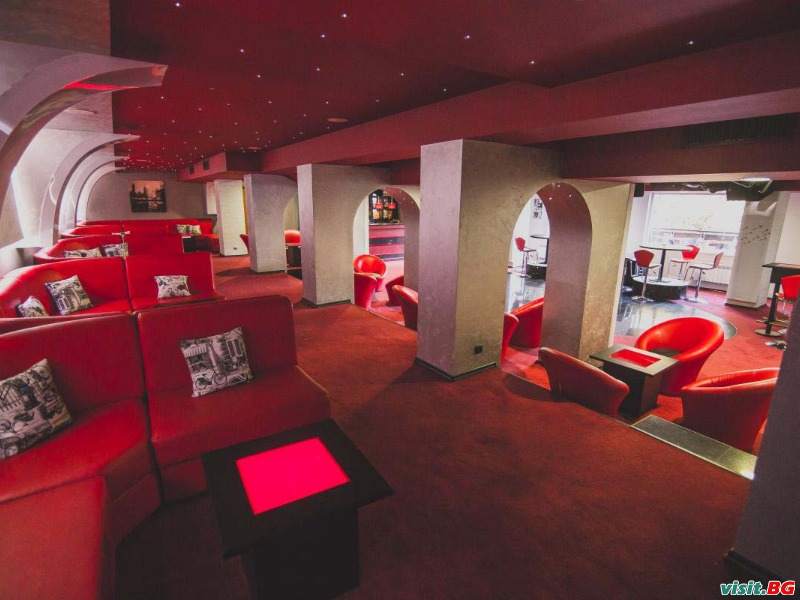 Комплекс Борова гора, Пирдоп 9