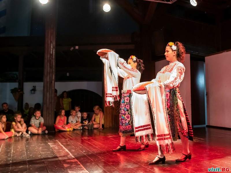 Хотел Тракия Плаза, Слънчев бряг 68