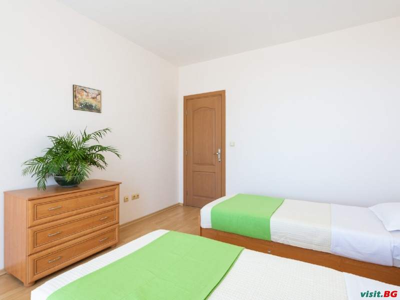 Хотел Тракия Плаза, Слънчев бряг 44