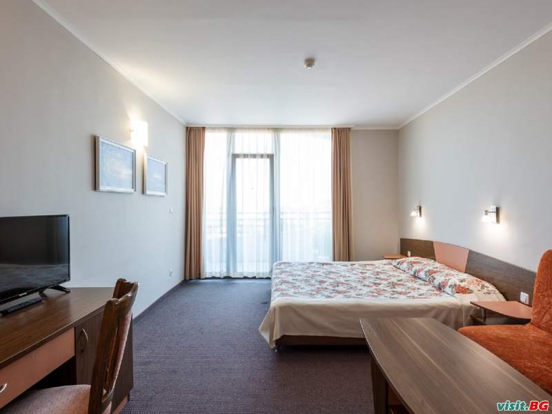 Хотел Тракия Плаза, Слънчев бряг 34