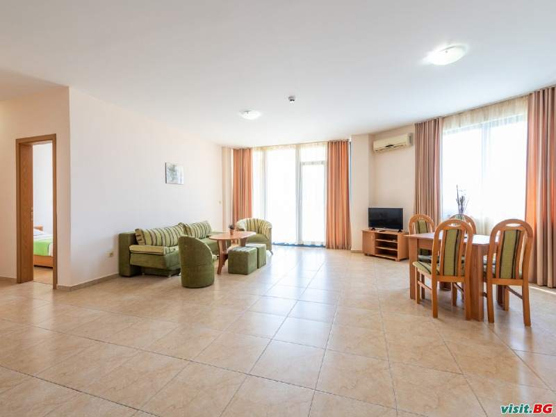 Хотел Тракия Плаза, Слънчев бряг 55