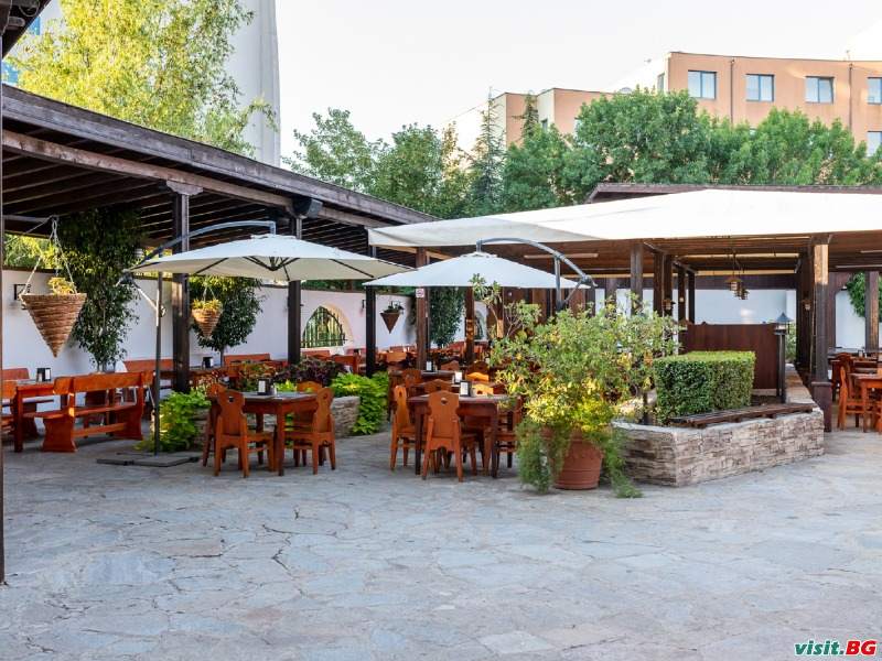 Хотел Тракия Плаза, Слънчев бряг 12