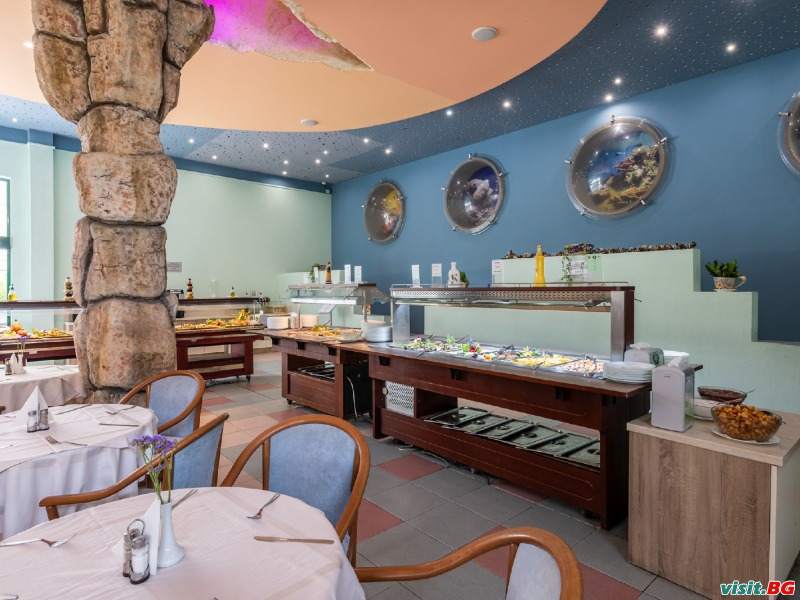 Хотел Тракия, Слънчев бряг 10