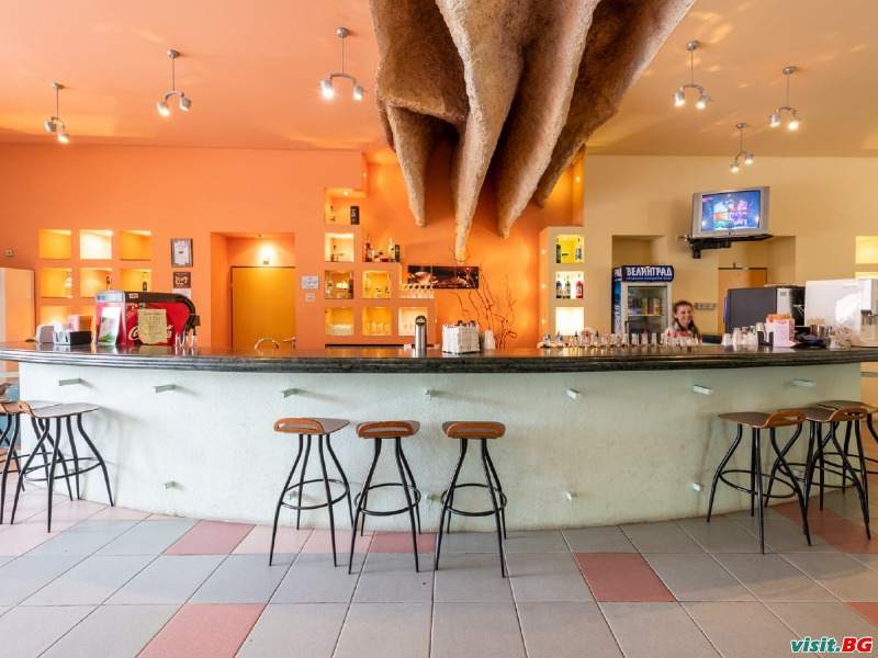 Хотел Тракия, Слънчев бряг 9