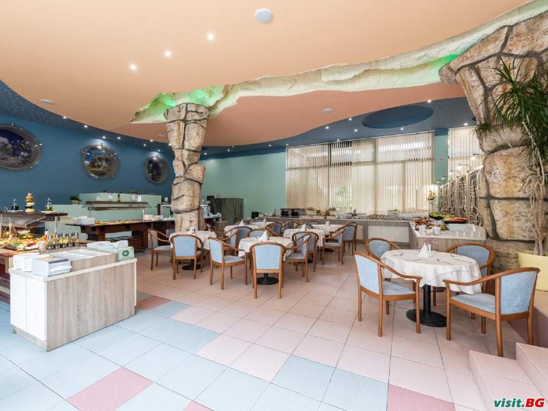 Хотел Тракия, Слънчев бряг 8