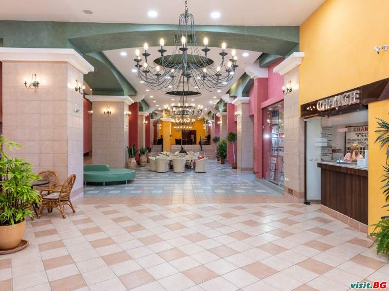 Хотел Хризантема