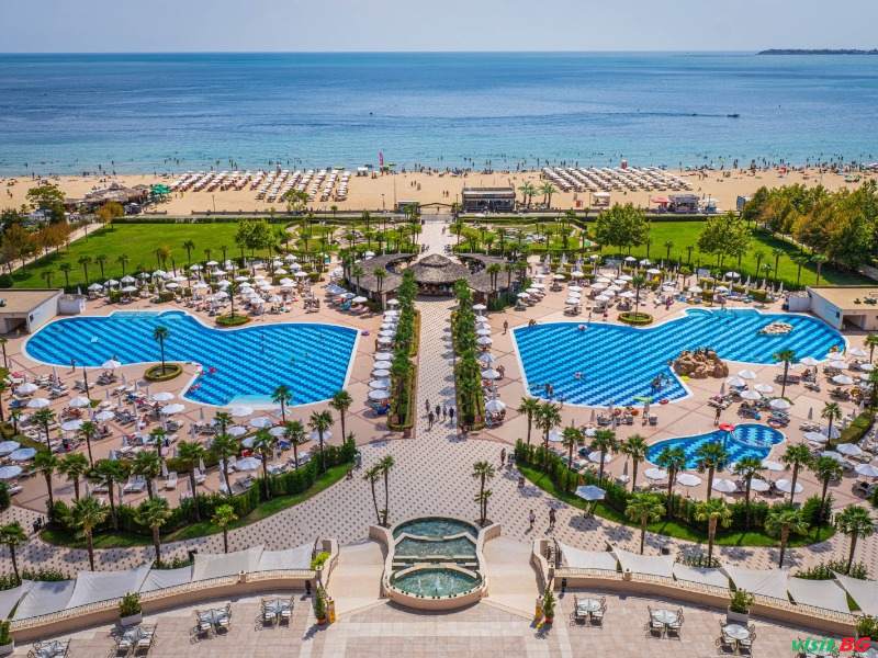 На първа линия в Слънчев Бряг на море 2026, Ultra all inclusive до 20.06 в Хотел Маджестик