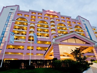 Хотел Маджестик