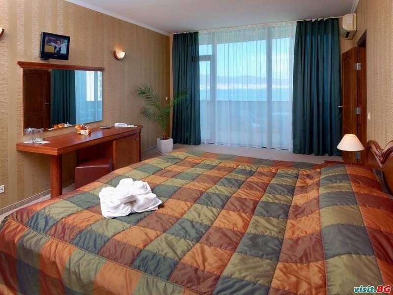 Хотел Цезар Палас, Слънчев бряг 3