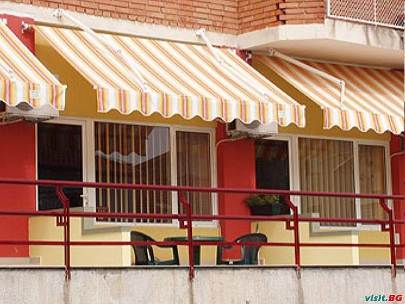 Хотел Холидей, Созопол 1