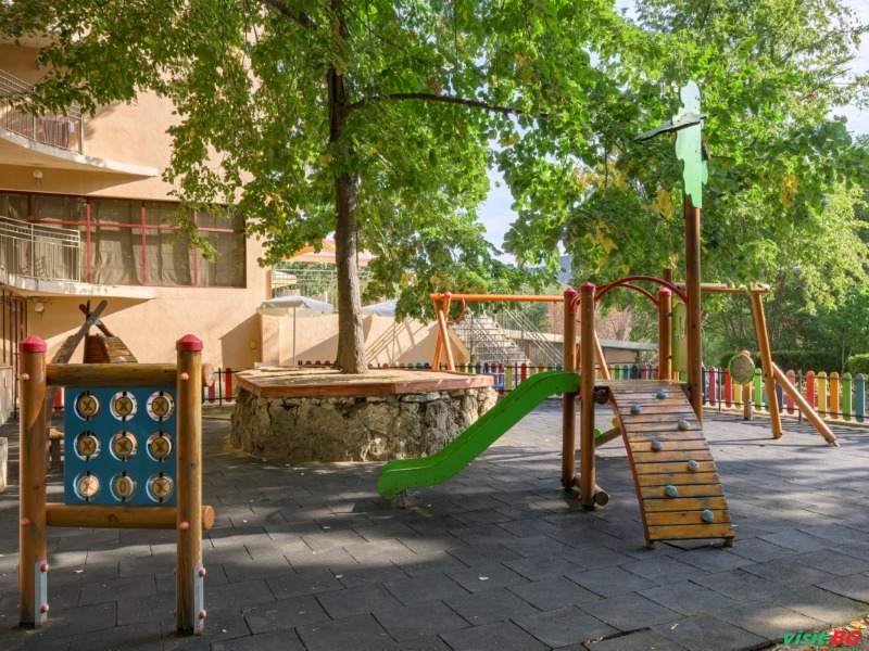 Хотел Кристал, Златни пясъци 41